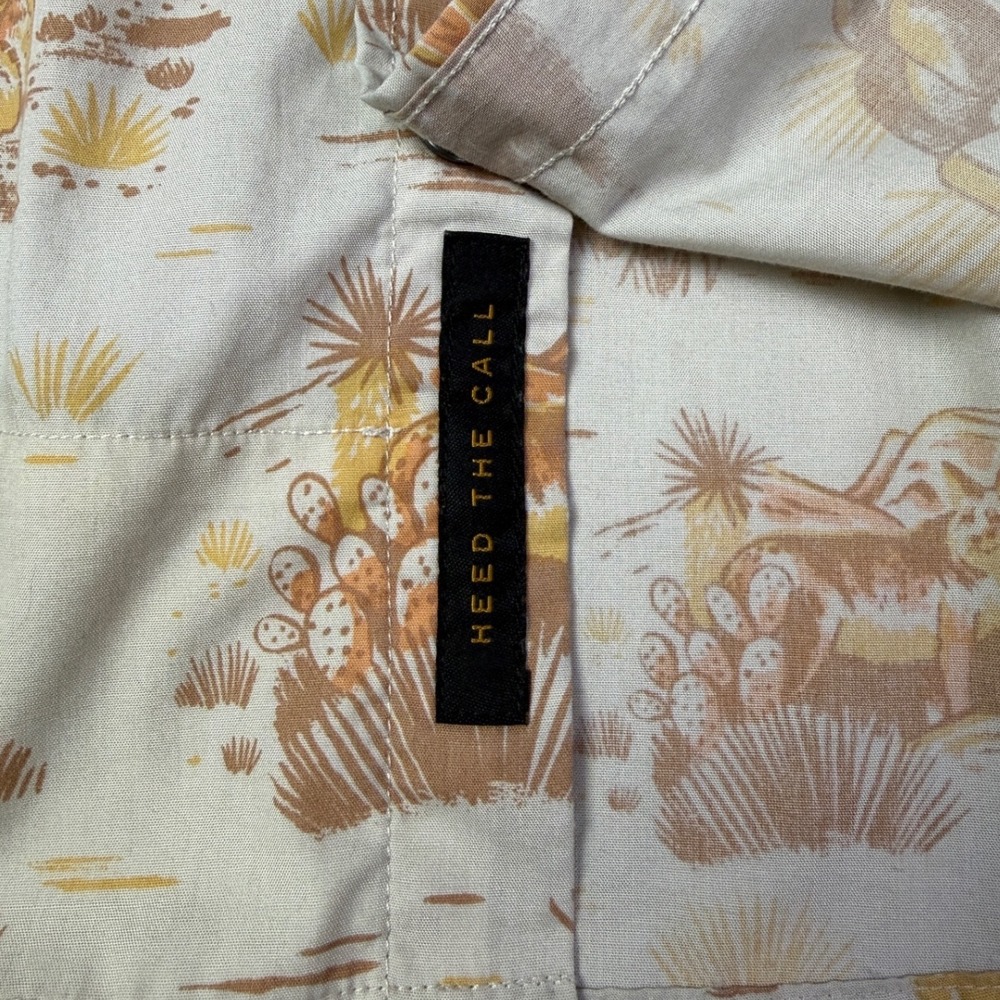 Howler Brothers Mens Large Desert Print Short Sleeve Pearl Snap Shirt Tan Orange - Picture 6 of 12